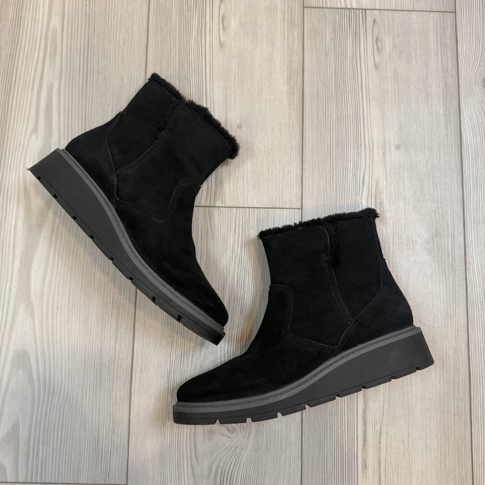 Clarks Boots Ivery Opal Ankle Suede Womens Size US 8M Black Chunky Wedge